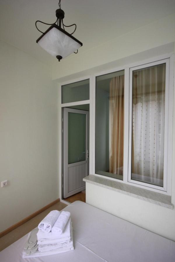Rent Inn Yerevan On North Avenue Zewnętrze zdjęcie