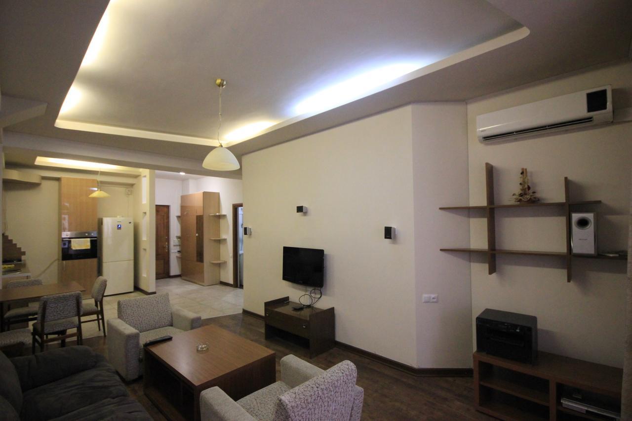 Rent Inn Yerevan On North Avenue Zewnętrze zdjęcie