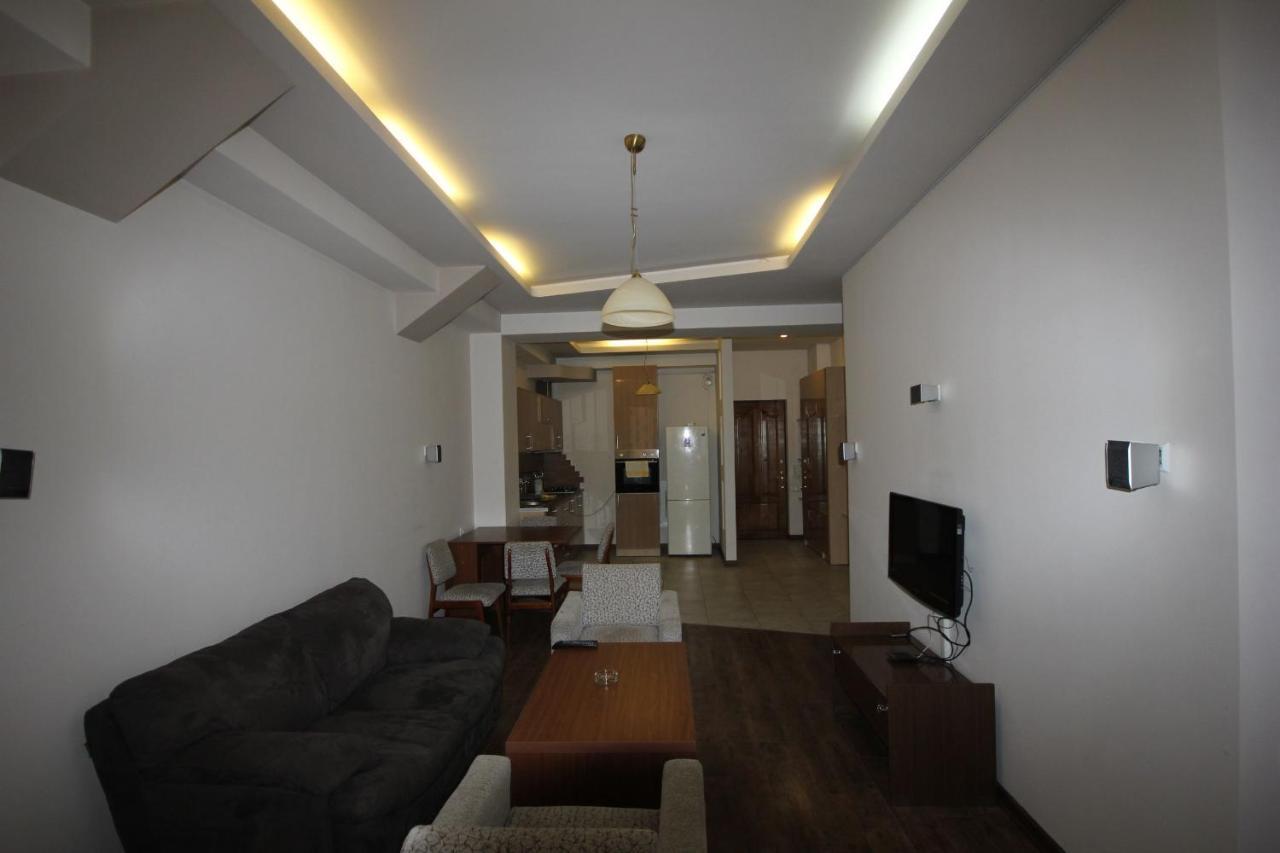 Rent Inn Yerevan On North Avenue Zewnętrze zdjęcie
